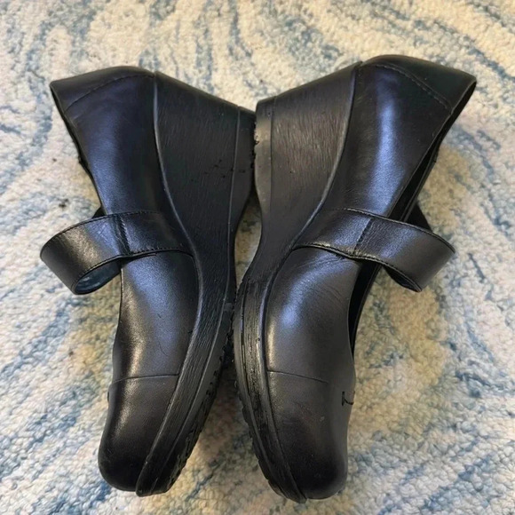 Dansko Ruby Burnished Nappa Leather Mary Jane Wedge Pump Shoes Black Women's 40 - Picture 2 of 5